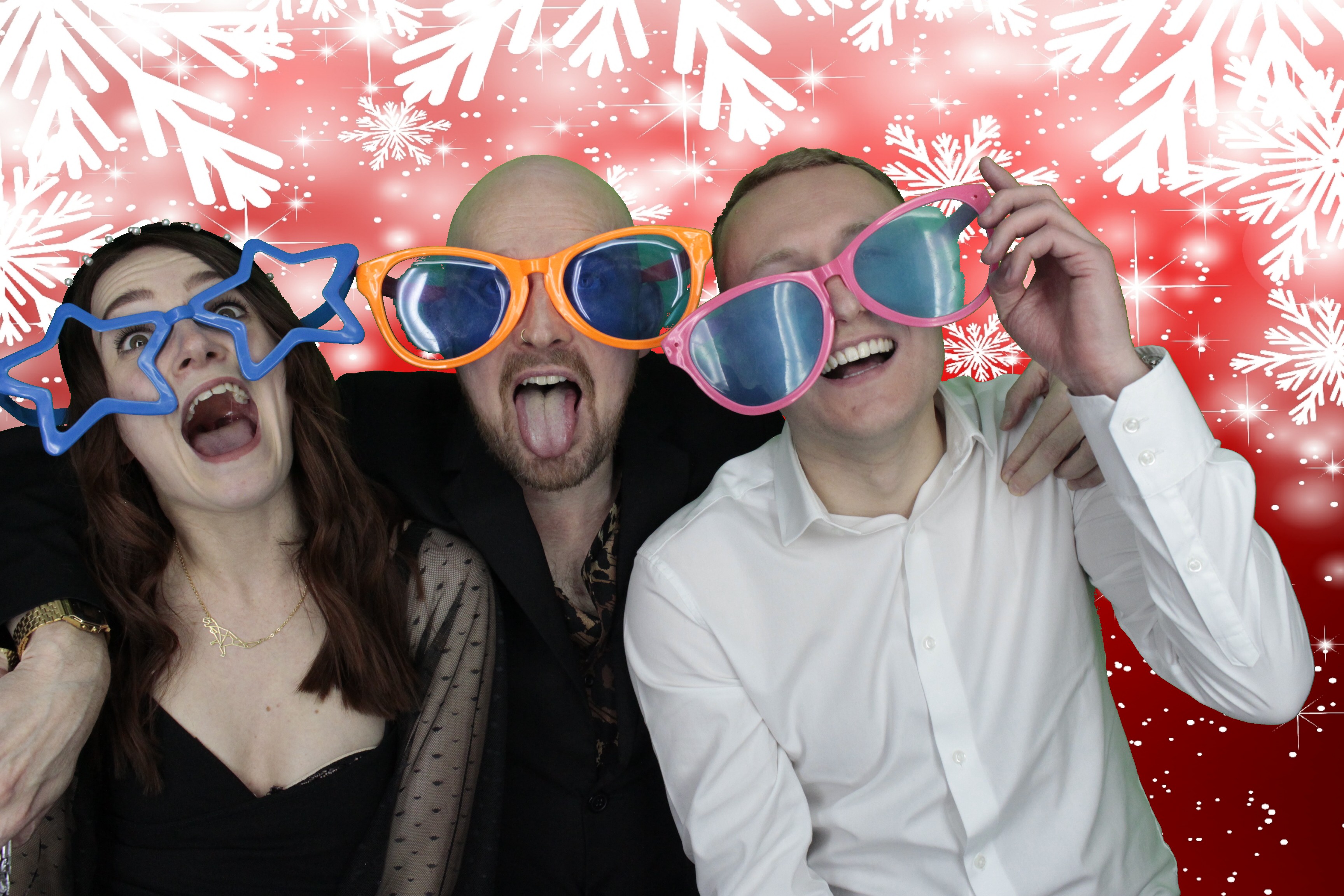 Domestic and General Christmas Party 2019 | View more photos from the event at gallery.myphotoboothexperience.co.uk/u/MyPhotoBoothExperienceLtd/Domestic-and-General-Christmas-Party-2019